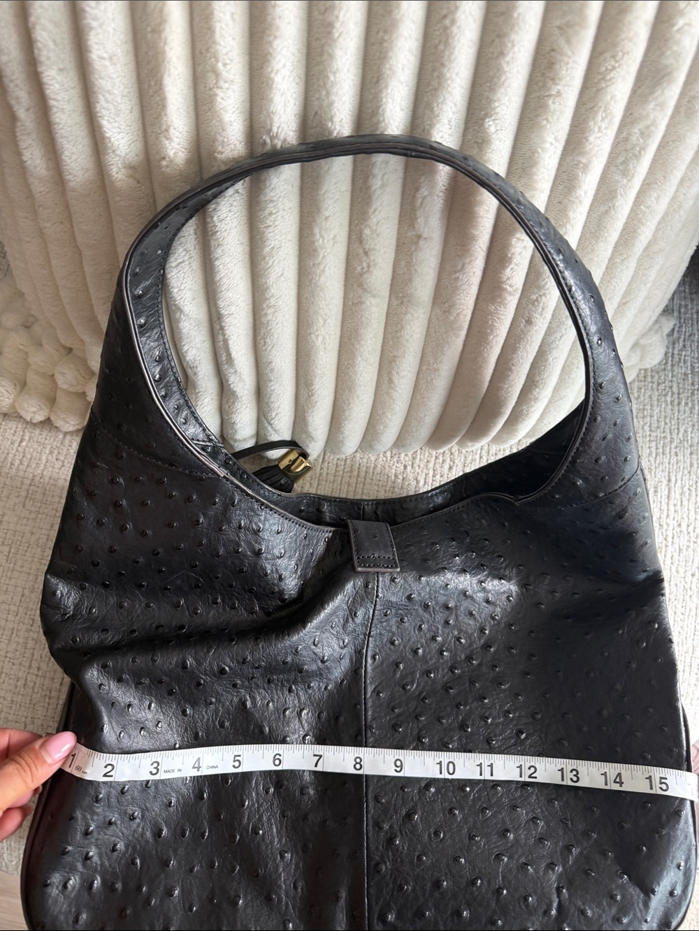 G.I.L.I. Black Leather Hobo Bag with Gold Hardware - Picture 9 of 11